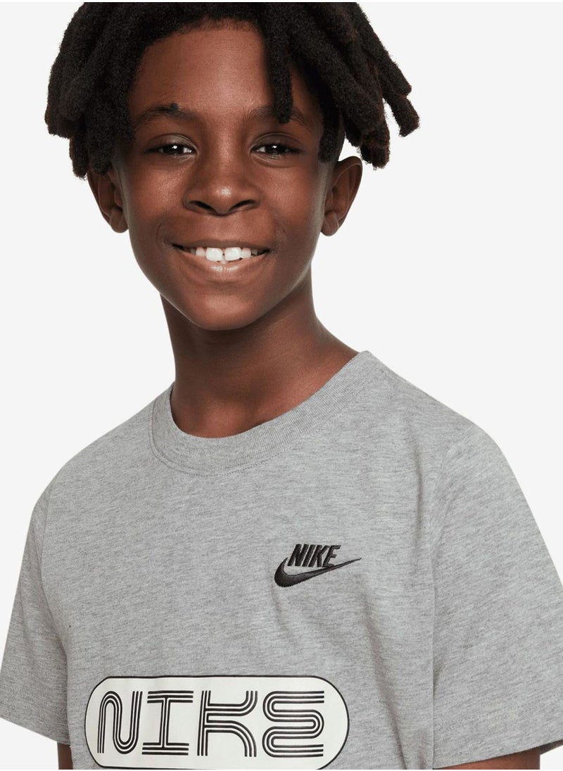 Nike - Kids Amplify Fa23 T-Shirt - Image 1
