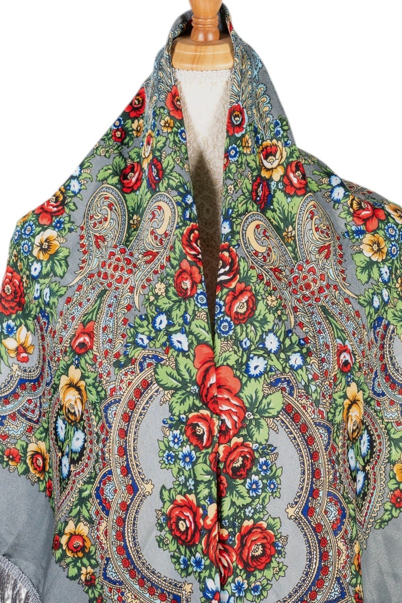 D'Daniela Apollinariya Women's Eastern European Cotton Tassel Shawl - Image 2