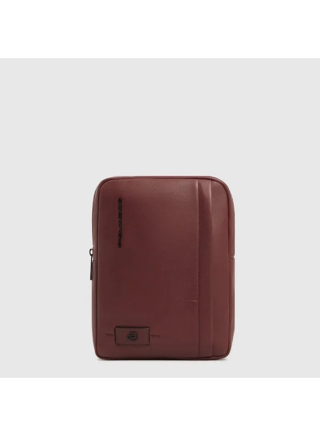 PIQUADRO Piquadro CA3084W137 Men's Leather Crossbody Bag 9 Inch with iPad Mini Compartment, RFID Protection & Power Bank Pocket