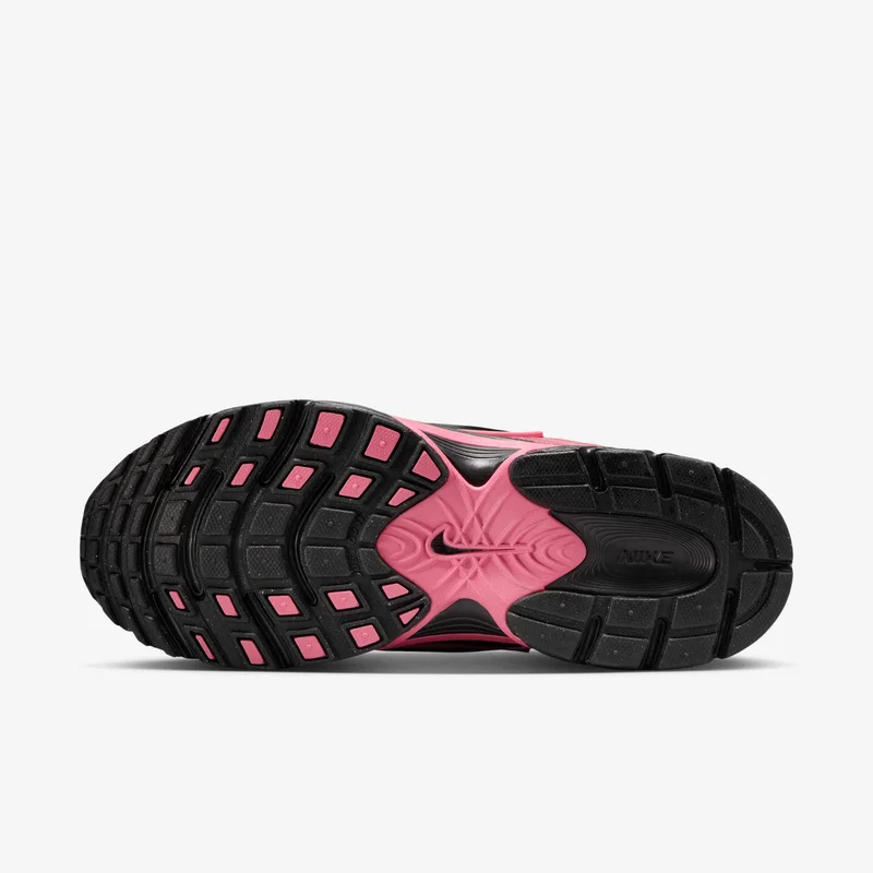 Nike Women's V5 RNR Shoes