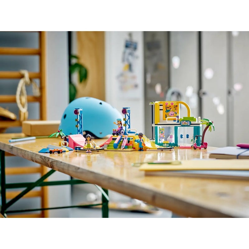 LEGO - Friends Skate Park 431 Pieces - 41751 - Image 3