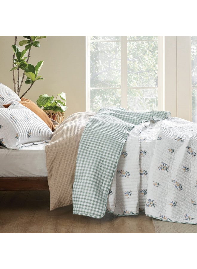 Bedsure Bedsure Floral Quilt Set Queen - Reversible Botanical Spring Flower Quilt Bedding Set, 3 Pieces Microfiber Lightweight Bedspread, Coverlet Set with 2 Pillow Shams for All Seasons (90"x96")  - Image 2