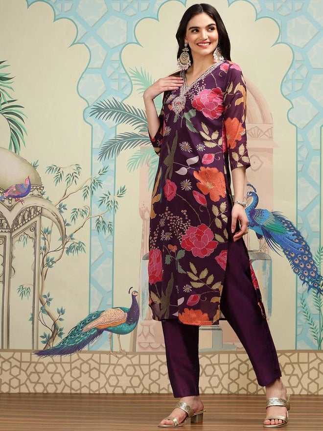 آي شين طقم كورتا نسائي مطبوع باللون البنفسجي مع بنطلون وشال - Image 4