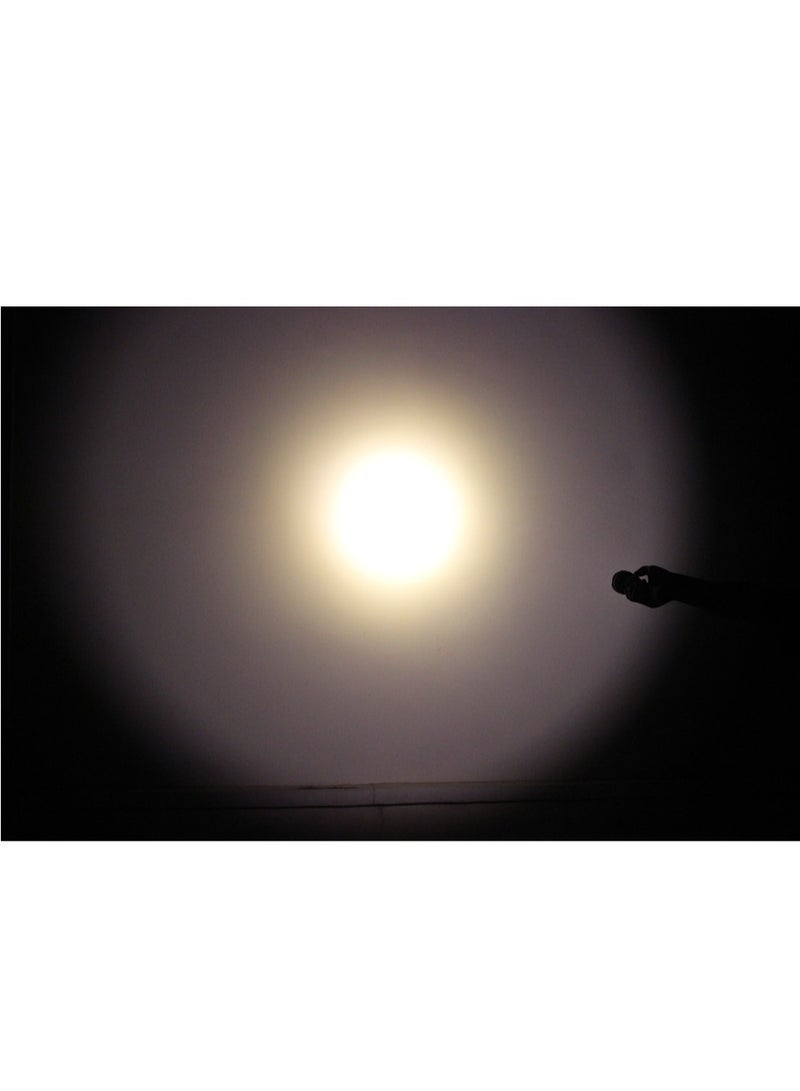 Scuba Flashlight Professional Underwater Diving IPX68 Waterproof Torch 9 LED Light For Caving Snorkeling Spearfishing Lamp(White Light)