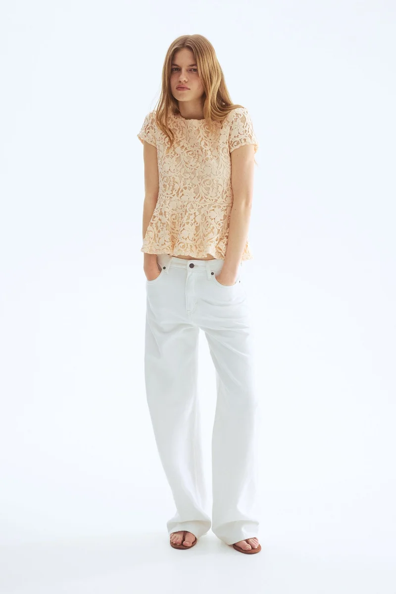 اتش اند ام بلوزة بيبلوم بنمط الكروشيه