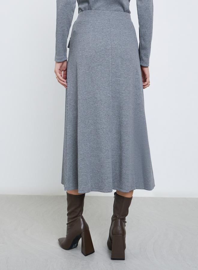 Styli Grey Ribbed A-Line Midi Skirt - Image 4