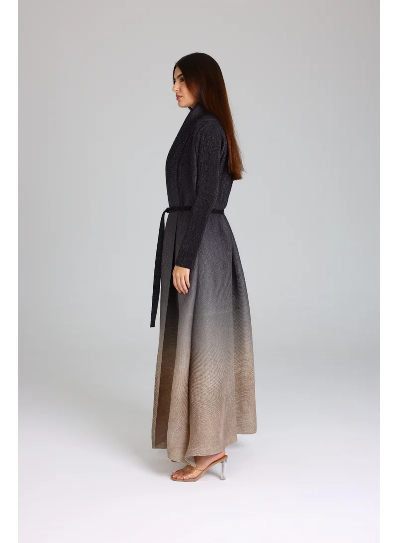 اكسا عباية الوان مدرجة حزام بالوسط