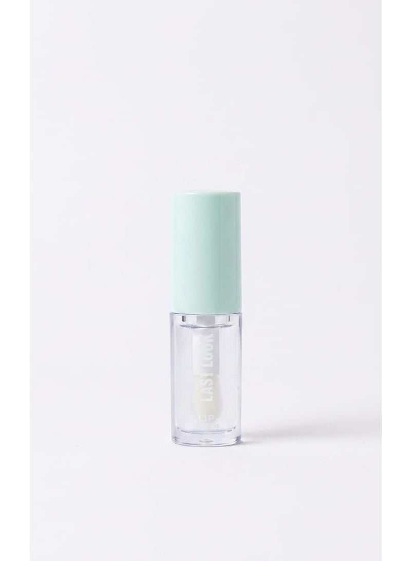 Last Look Lip Gloss with a transparent finish