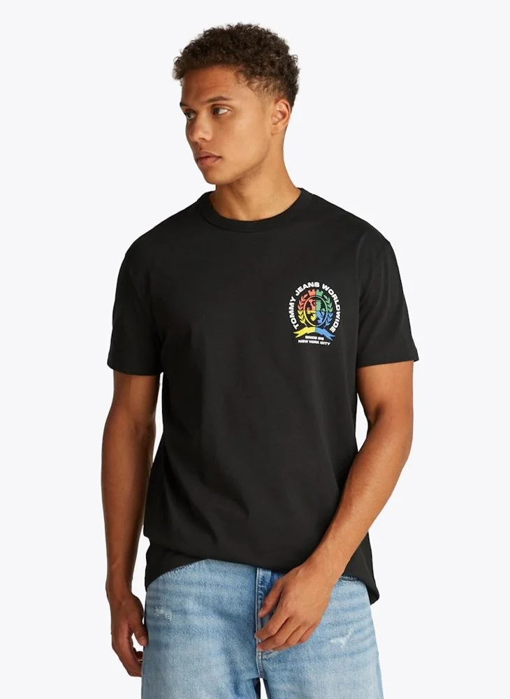 TOMMY JEANS Graphic Crew Neck T-Shirt