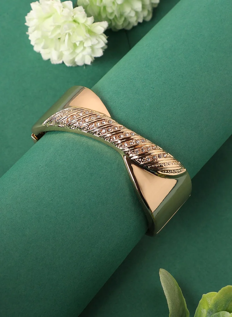 SOHI Twisted Bracelet