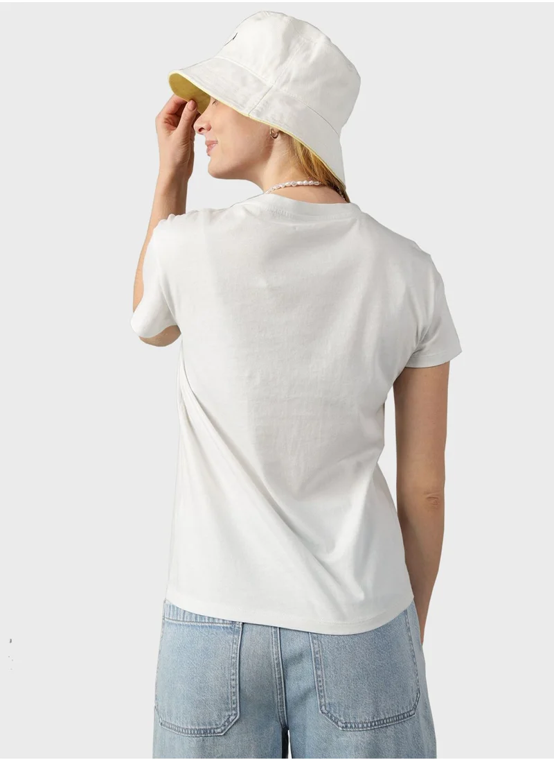 American Eagle Graphic Crew Neck T-Shirt