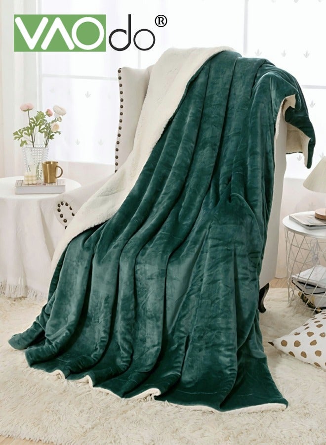 VAOdo Plush Fuzzy Blanket, Super Soft Fleece Throw Blanket Warm and Cozy Reversible Plush Suitable for Sofa Couch Office Bedroom Green 180*200cm  - Image 4