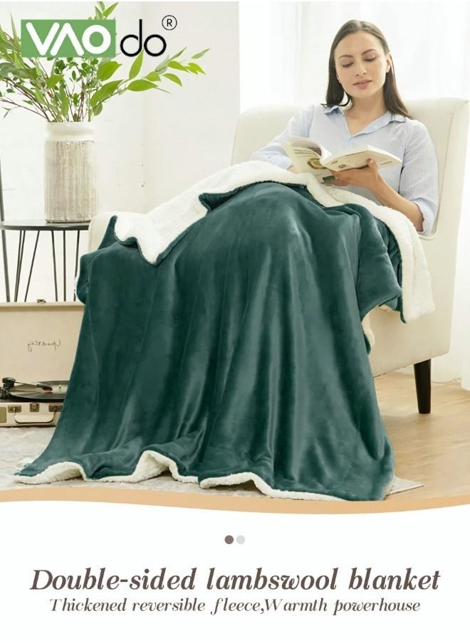 VAOdo Fleece Blanket Super Soft King Size Fleece Throw Blanket Warm And Cozy Reversible Plush Suitable For Office Bedroom Living Room Etc 180*200cm Green  - Image 4
