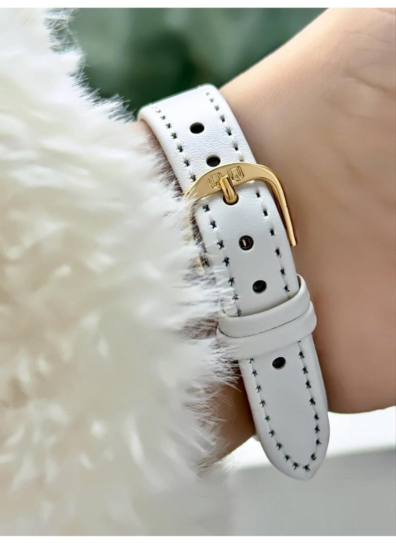 Q&Q Minimal Elegant Thin Case Numeral Women's Leather Band Wristwatch  - Image 3