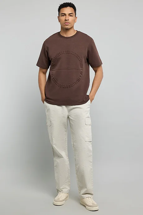 أر أند بي Embossed T-Shirt with Crew Neck and Short Sleeves
