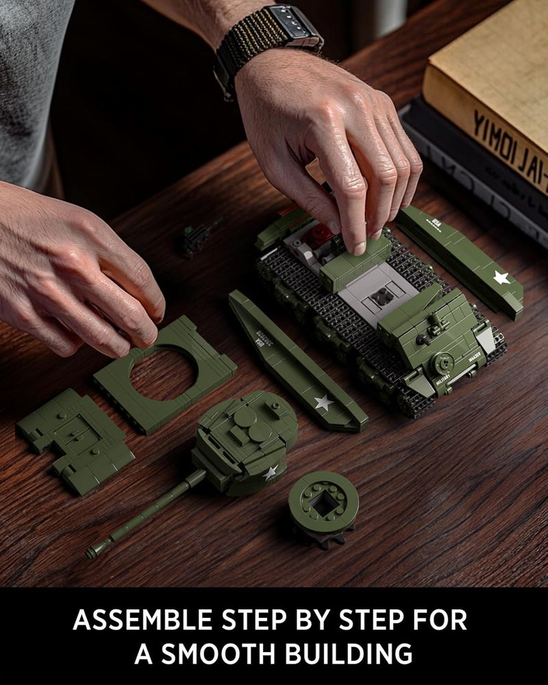 Nifeliz طقم نموذج دبابة Nifeliz Sherman M4A3E8، مكعبات تجميع دبابة عسكرية، قطعة قابلة للجمع للبناء والعرض، هدية لعشاق الجيش (860 قطعة، NF10313) - Image 4