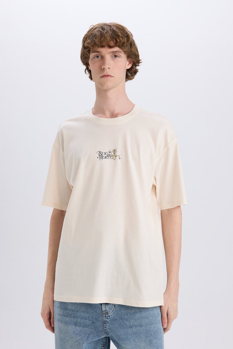 Man Boxy Fit Rick and Morty Licensed Crew Neck Printed T Shirt