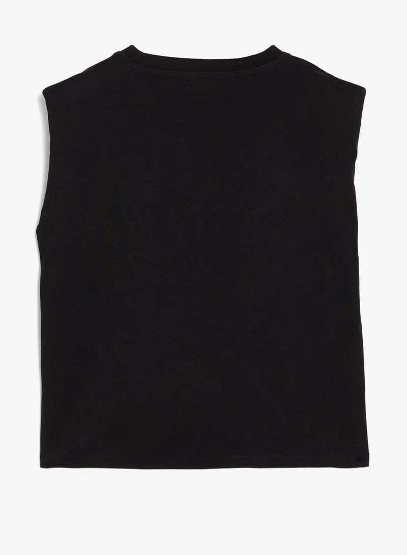 Guess Jet Black A996 Youth Graphic Crew Neck T-Shirt for Women | Best Price UAE