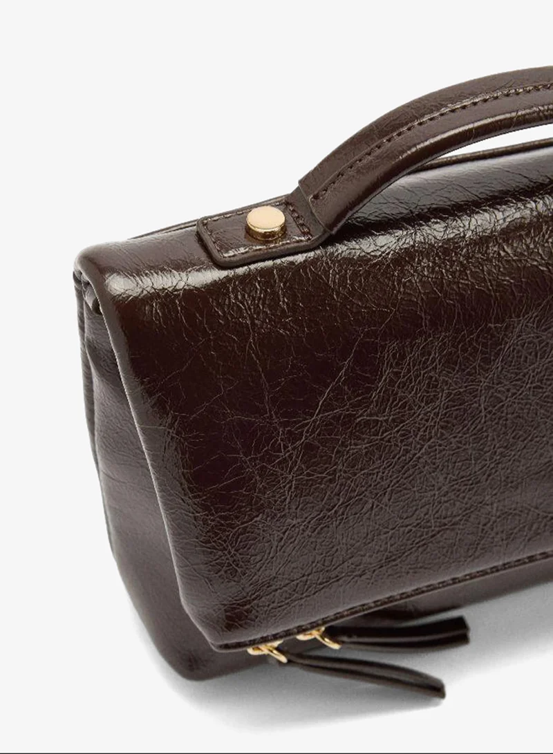 PARFOIS Party bag with flap in cracked effect