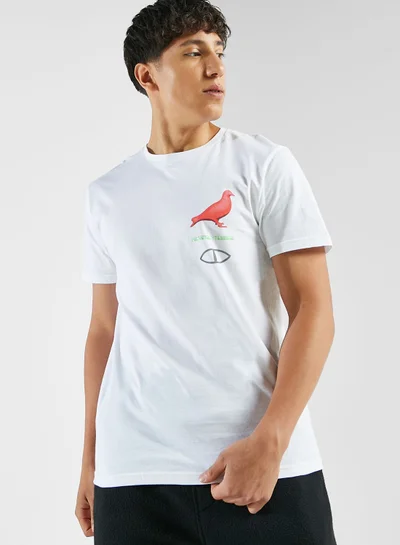What Clothing Brand Has a Red Bird Logo: Discover the Iconic Brand!