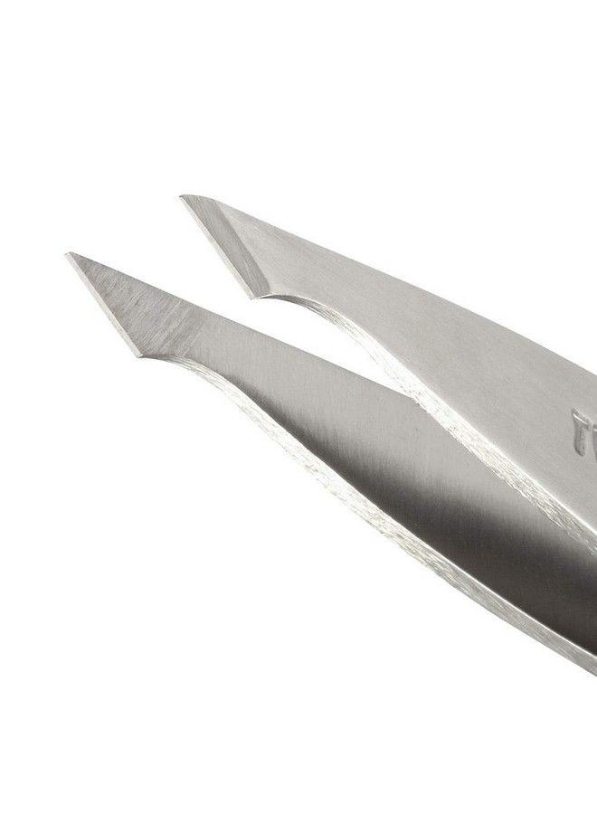 Tweezerman ملقط حواجب مائل من الفولاذ المقاوم للصدأ لإزالة الشعر من الوجه والشعر الذي ينمو تحت الجلد (فولاذ مقاوم للصدأ كلاسيكي) - Image 3