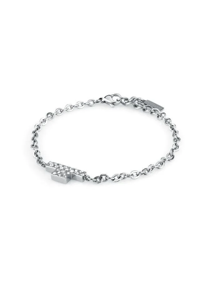 تروساردي سوار على شكل حرف