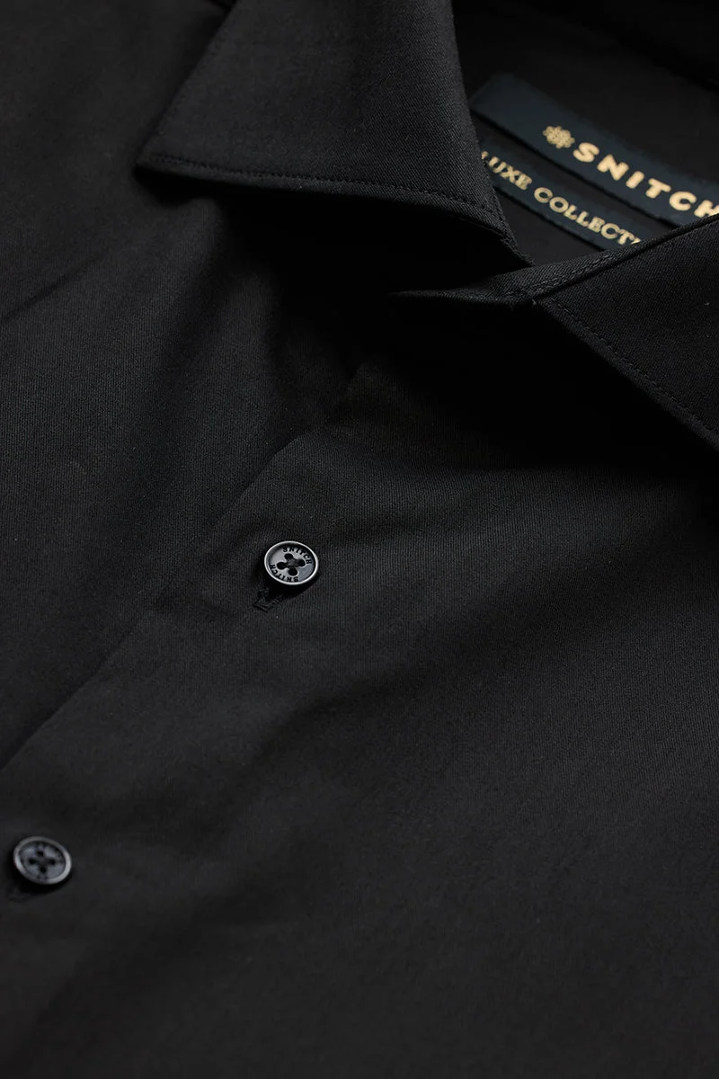 سنيتش Black Solid Slim Fit Luxe Shirt
