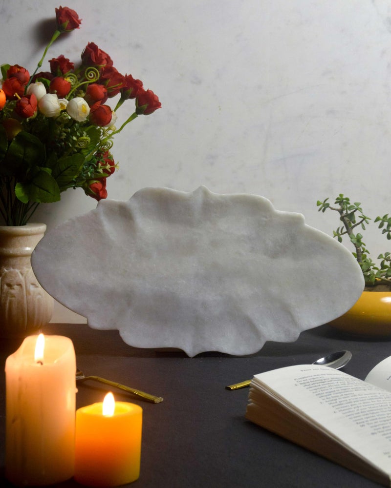 MARBIQUE Handcrafted Indian Marble Tray - Bathroom Vanity Tray, Jewelry Organizer, Decorative Serving Tray for Tea & Coffee | Home Décor & Storage | Elegant Housewarming & Wedding Gift 38 × 20 cm - Image 1