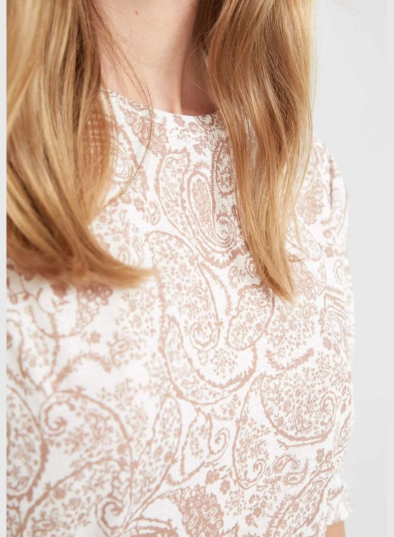 ديفاكتو Regular Fit Half Sleeves Floral Print T-Shirt
