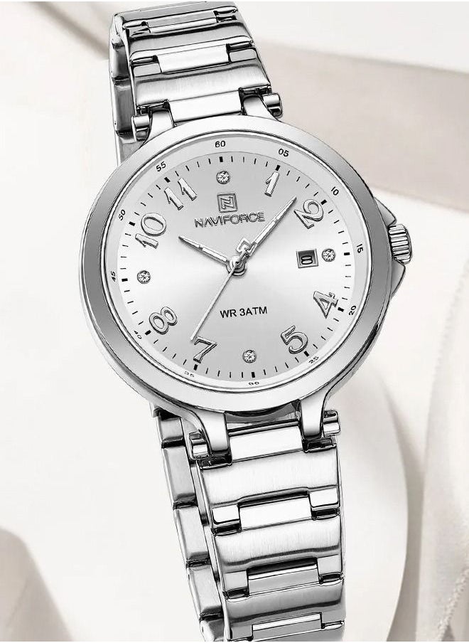 NAVIFORCE - Women's Water Resistant Analog Watch NF5033 - Image 1