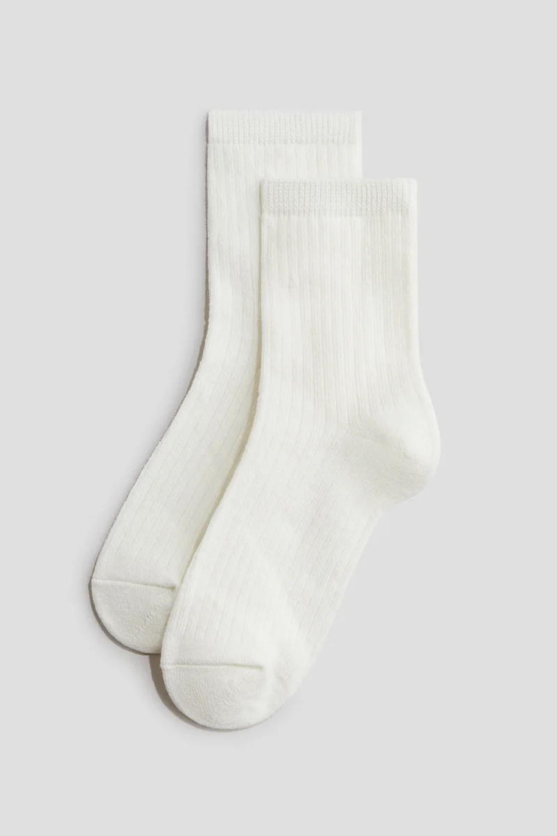 اتش اند ام خمس جوارب