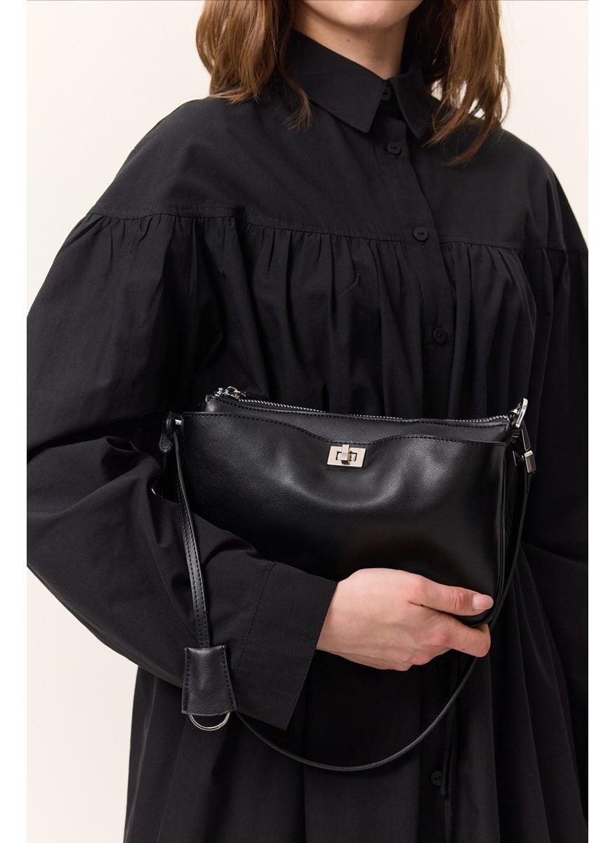 Manuka Arte Mini Baguette Bag Black  - Image 2