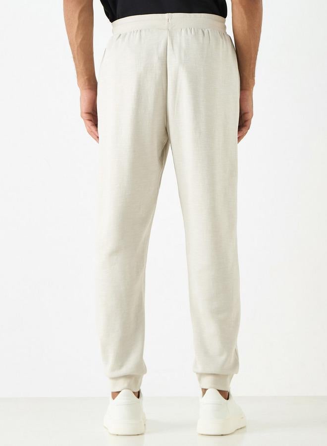 كابا بنطلون رياضي كابا بتفاصيل شعار وجيوب وإغلاق برباط - Image 3