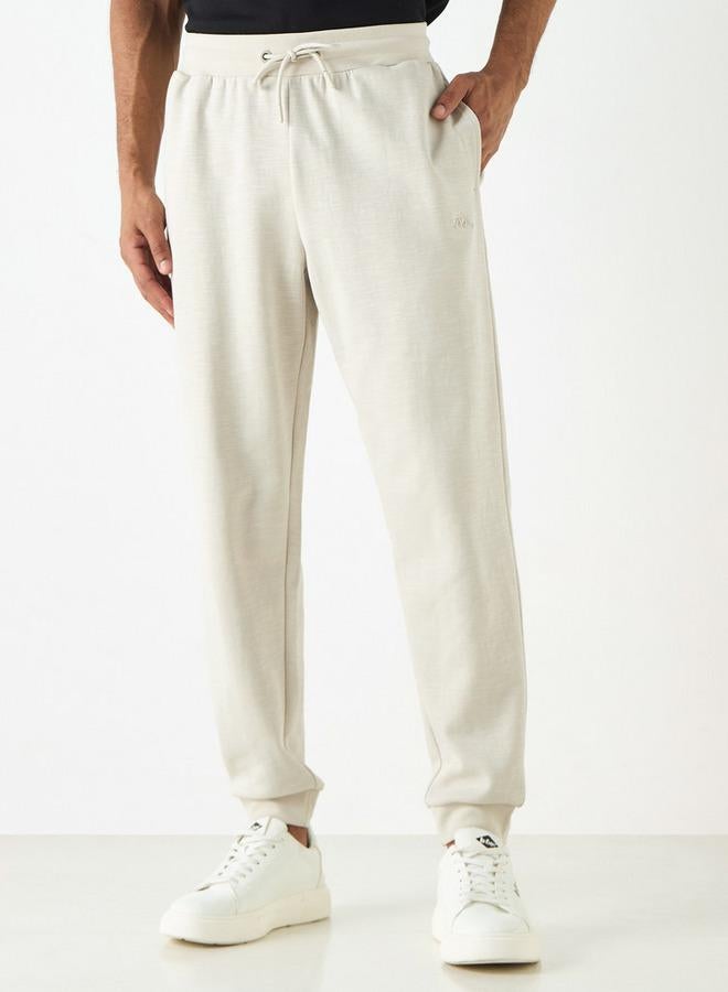 كابا بنطلون رياضي كابا بتفاصيل شعار وجيوب وإغلاق برباط - Image 1