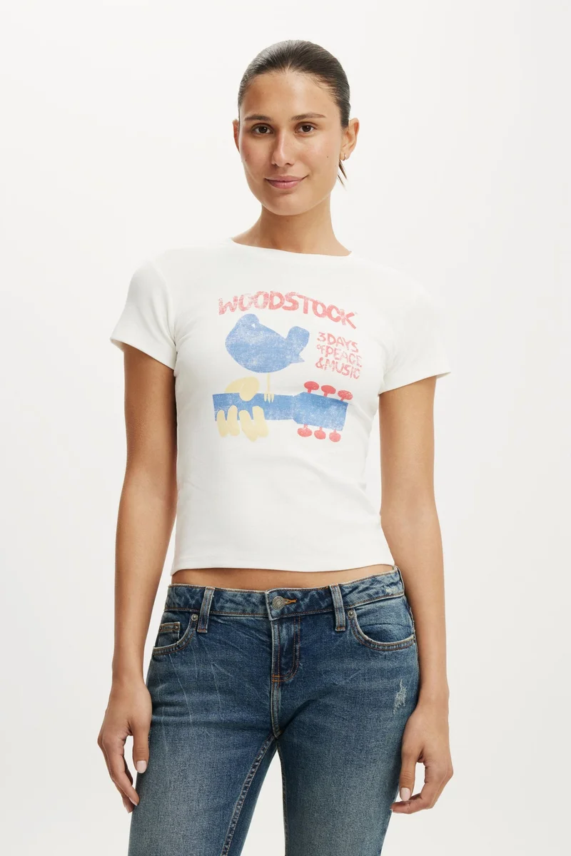 THE LCN GRAPHIC TINY TEE