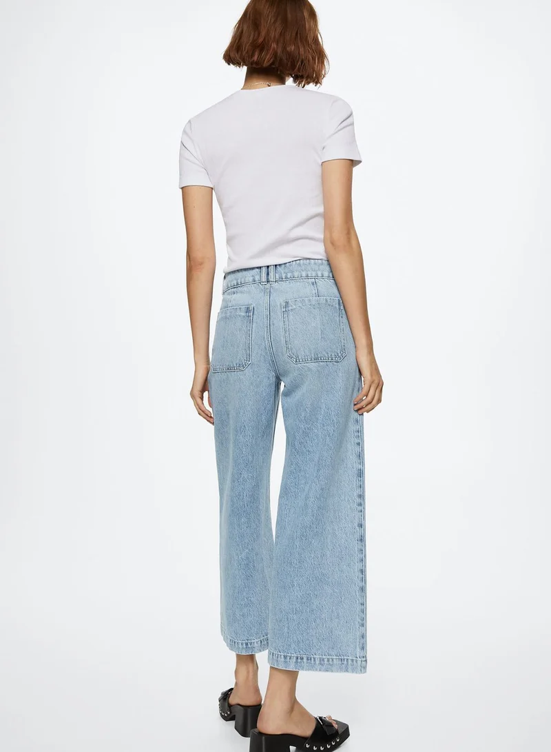 مانجو جينز بأرجل واسعة