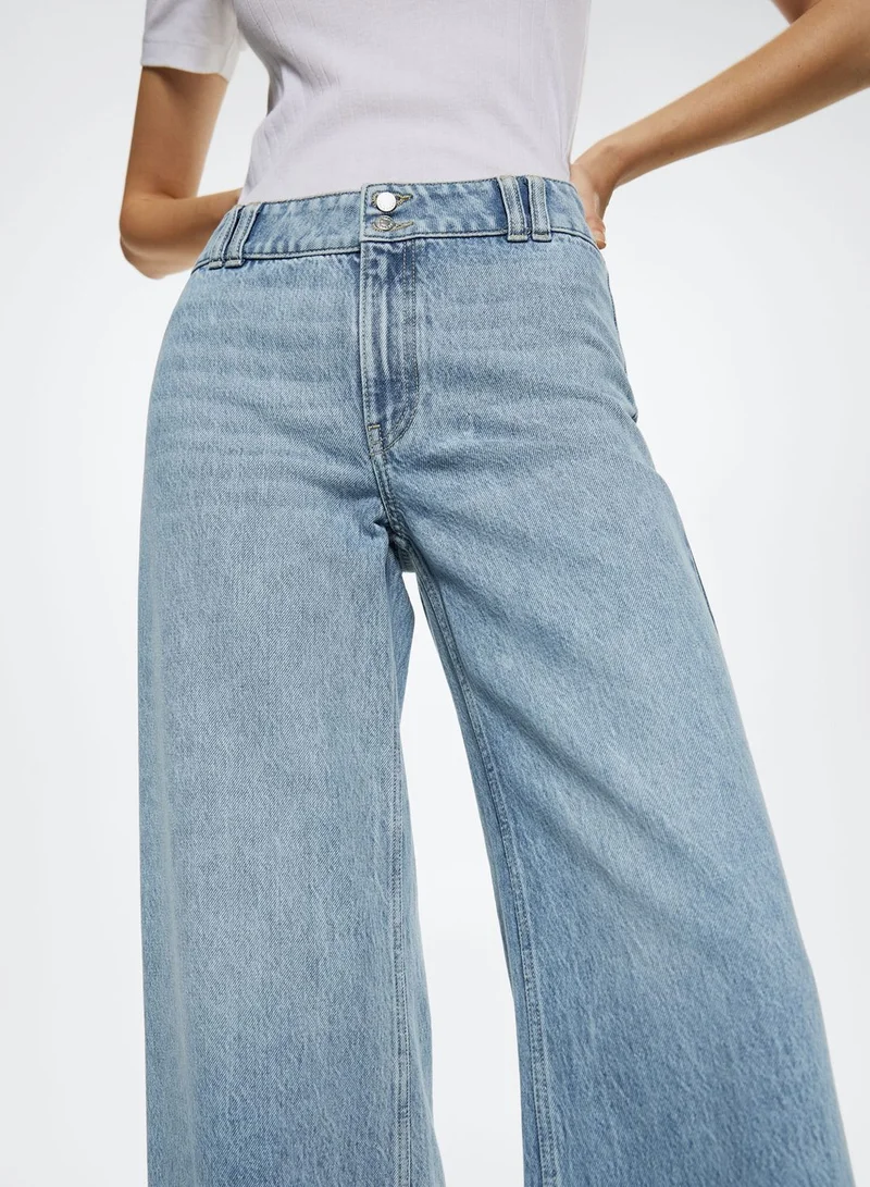 مانجو جينز بأرجل واسعة