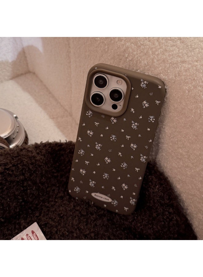 NIBEMINENT Retro Small Floral Pattern Protective TPU Case Cover For iPhone 16 Pro, Mocha Brown With White Knots And Blue Flowers