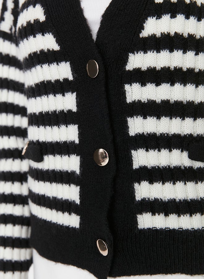 trendyol Soft Textured Striped Knitwear Cardigan TWOAW23HI00266 - Image 4