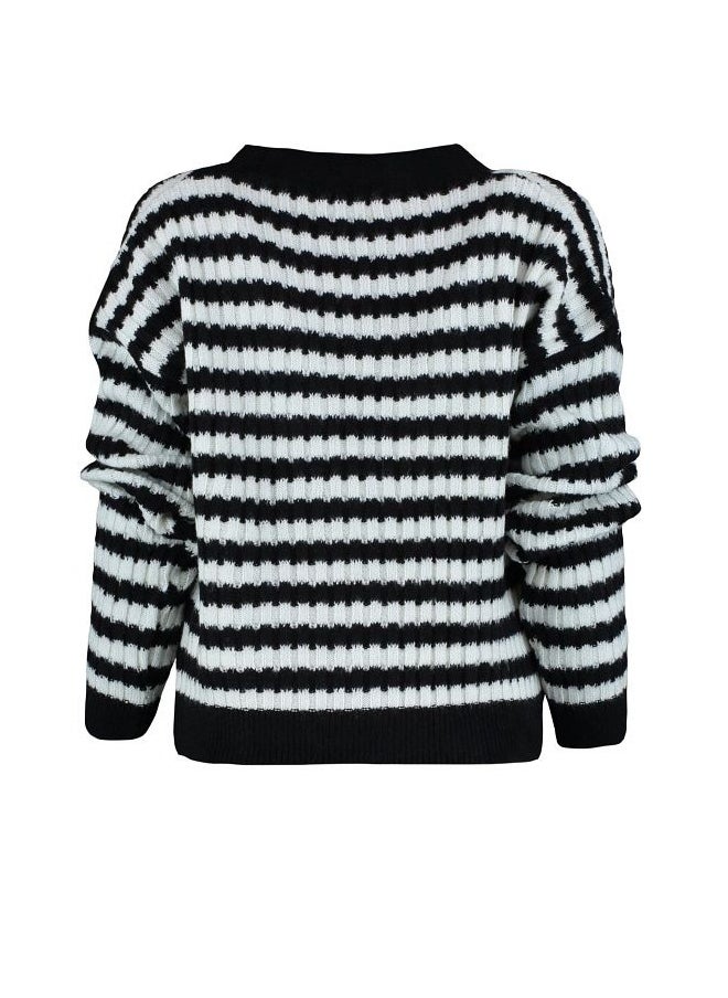 trendyol Soft Textured Striped Knitwear Cardigan TWOAW23HI00266  - Image 5