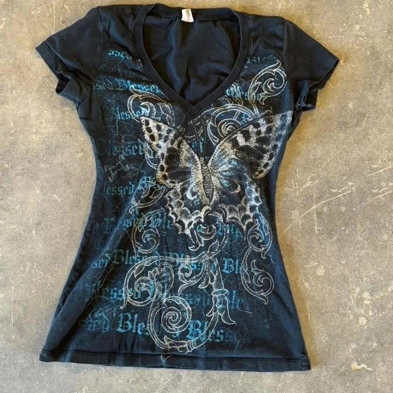 MANGMAO Grunge Shirts 2000s Clothing Women Vintage Graphic Tees Y2k Short Sleeve Goth Tops Teens Emo Clothes Streetwear (Grey,Small) - Image 2