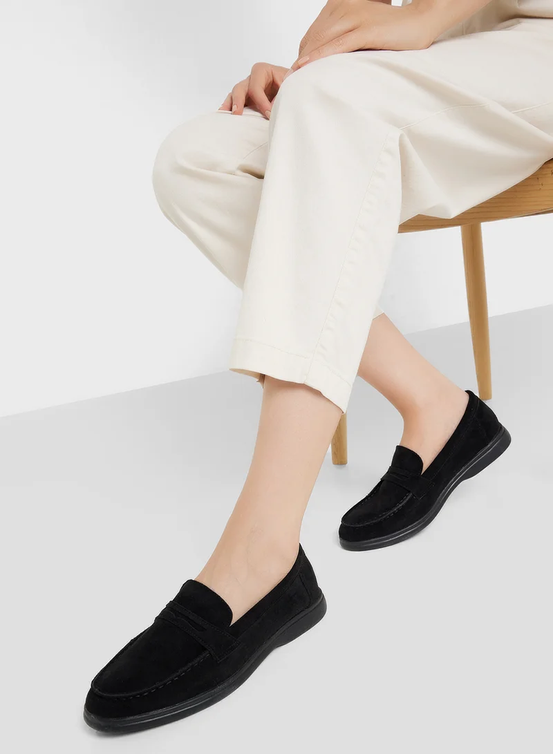 ذا براون Ladies Penny Loafer