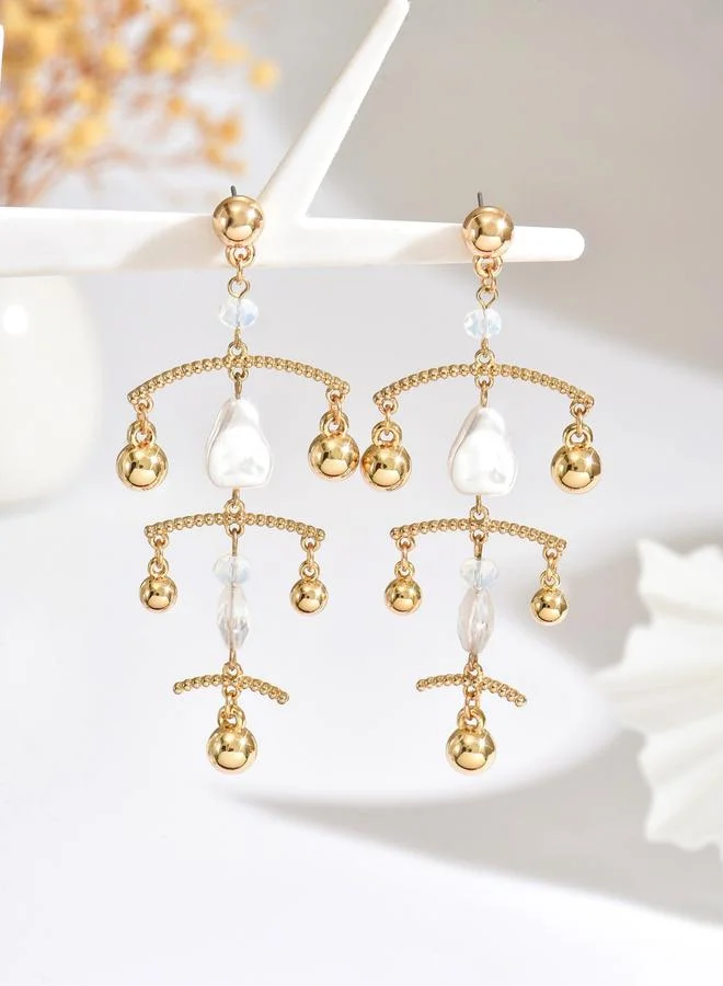 تايك تو أقراط ذهبية متدلية