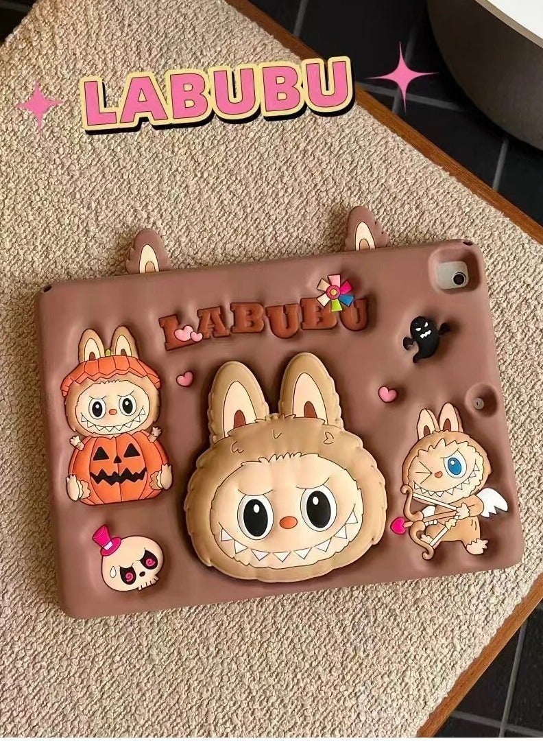 LABUBU غطاء حماية سيليكا للأطفال، غطاء مضاد للصدمات للأطفال، غطاء سيليكون لجهاز iPad Air 2/Air 1/ لجهاز iPad الجيل 5/6/ لجهاز iPad Pro 9.7 بوصة، غطاء كرتوني لطيف 3D ناعم للأولاد والبنات والمراهقين، غطاء كرتوني سيليكون 3D رائع - Image 2