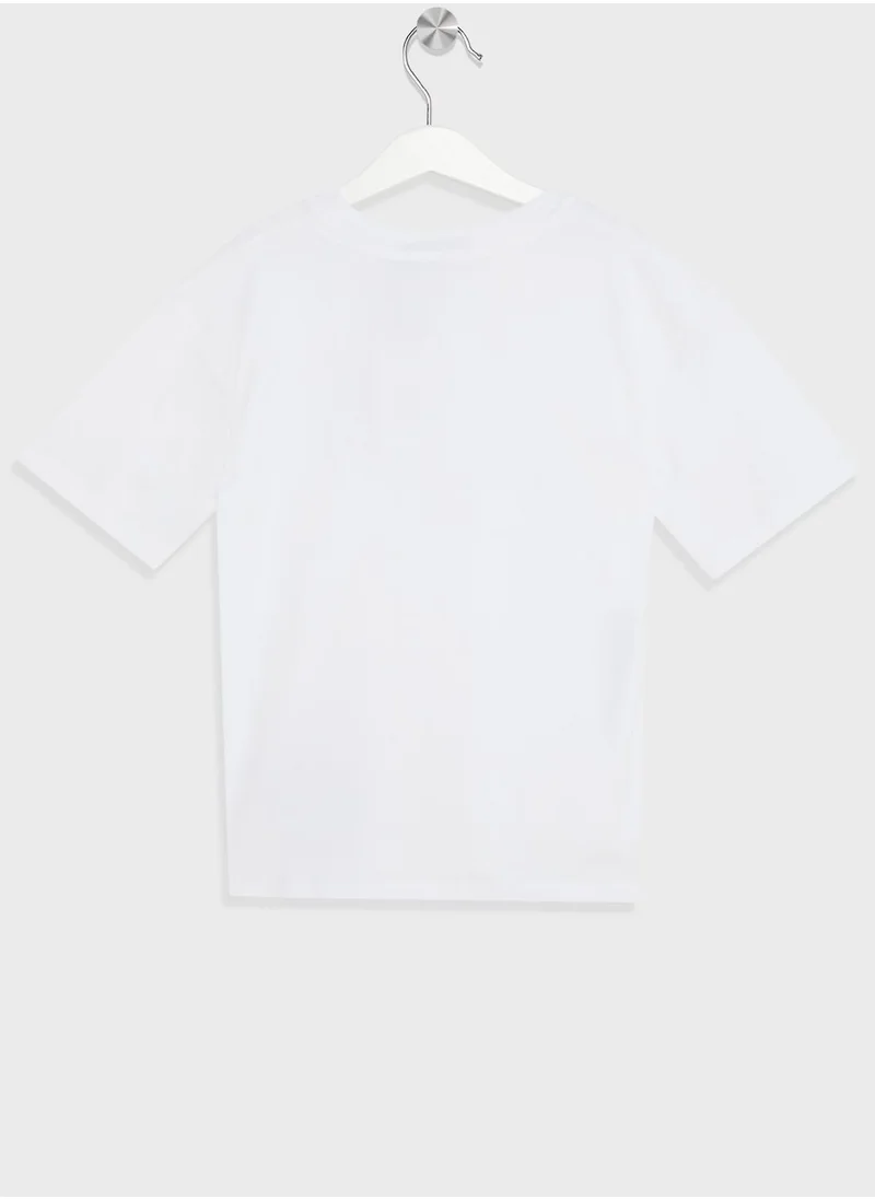 Calvin Klein Jeans Youth Relaxed Fit T-Shirt