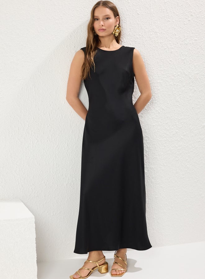 trendyol Black Plain Maxi Woven Dress - Image 2