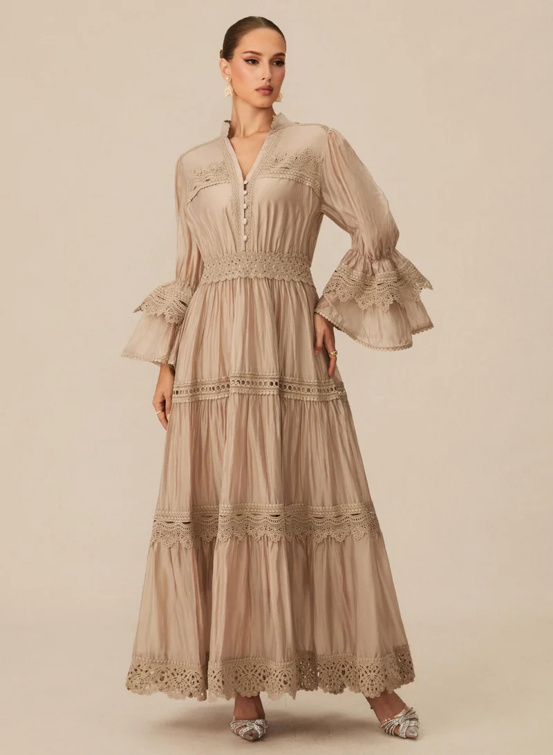 سنفير Marina Flared Cuff Lace Embroidered Maxi Dress