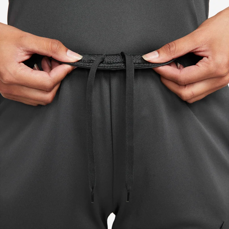 Nike Women's Dri-FIT Academy Knit Football Shorts