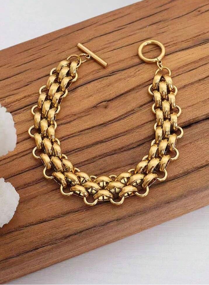 إيكوال اسوارة نسائية أنيقة من الاستانلس ستيل مطلية باللون الذهبي عيار 18 - Image 3