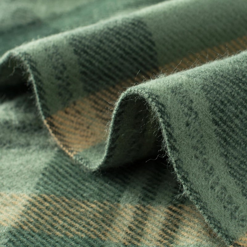 GINAMUSE Green Plaid Throw Blanket for Couch,50"X60" Super Soft Cozy Warm Home Decorative Throws with Tassels for Bed Sofa Picnic - Image 3